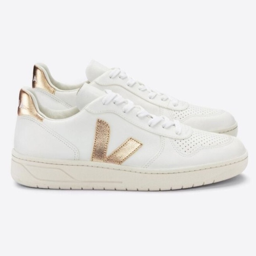 VEJA V-10 Bicolor Metalic Low Top Sneakers 9.5